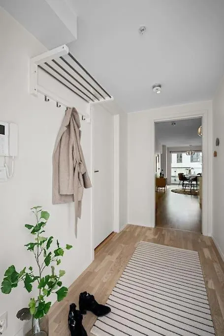 Modern Apartment With Balcony Μπέργκεν