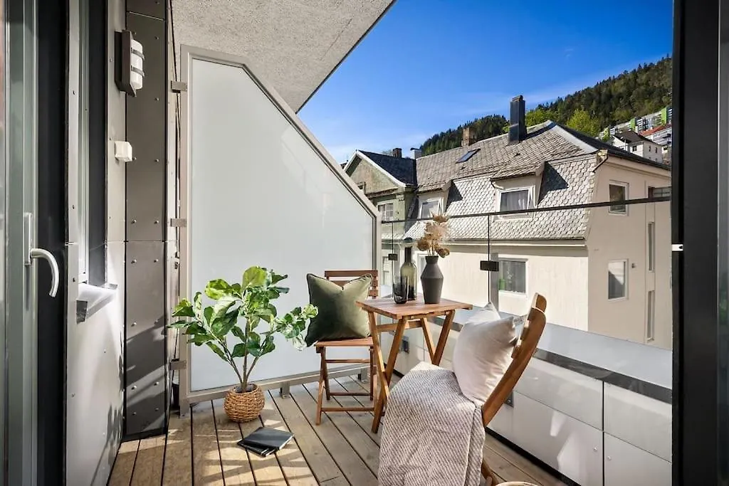 Modern Apartment With Balcony Bergen Noruega